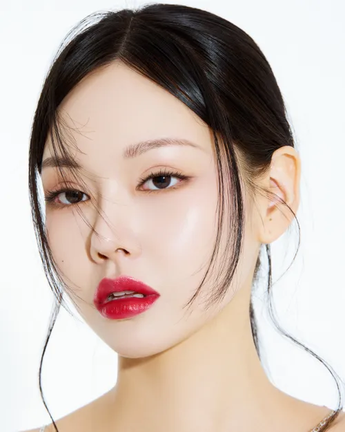 model - 김지우