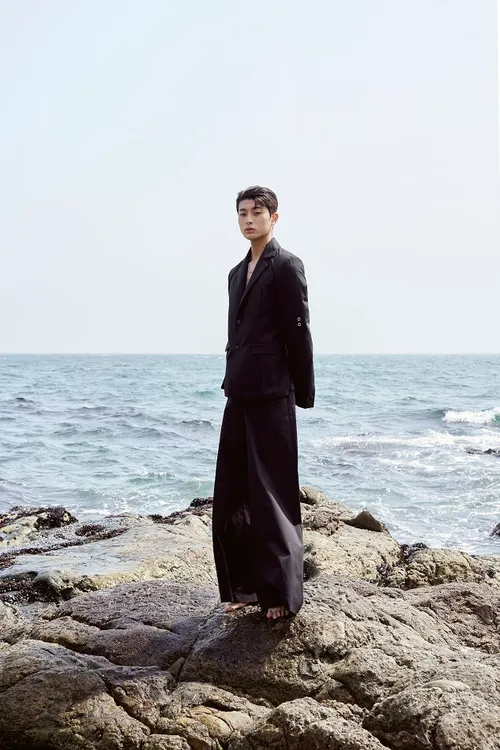 model - Jeon Dong Hyeon