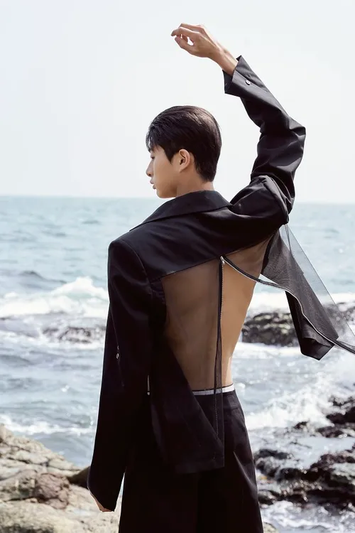 model - Jeon Dong Hyeon